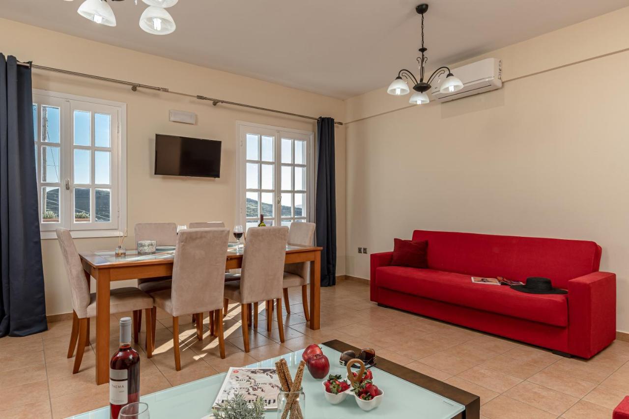 Nick & Debbie'S Two-Storey Apartment Melanes Luaran gambar